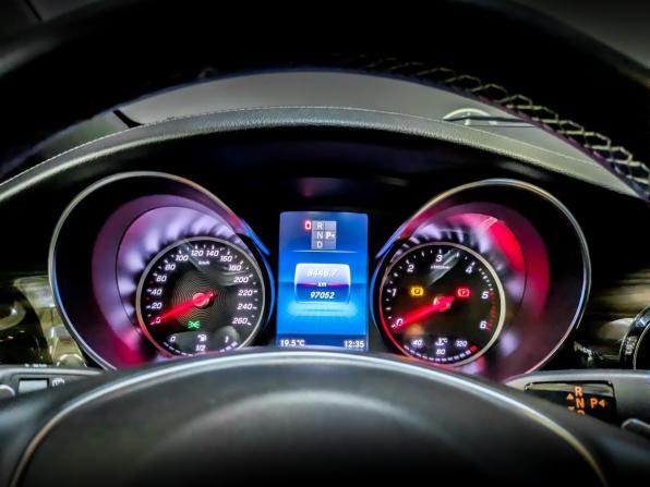 Mercedes-Benz V-Класс III (W447) Рестайлинг с пробегом 2021 года, цена 6 200 000 рублей, 97047 км, минивэн, Автокод Объявления