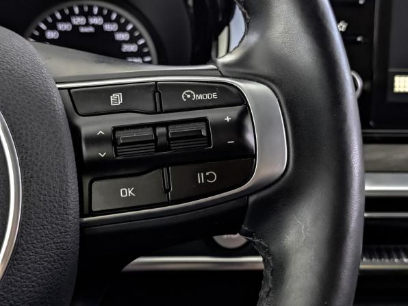 Kia K5 III с пробегом 2021 года, цена 2 655 000 рублей, 47871 км, седан, Автокод Объявления