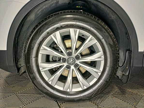 Volkswagen Tiguan II с пробегом 2020 года, цена 3 025 000 рублей, 41000 км, внедорожник, Автокод Объявления