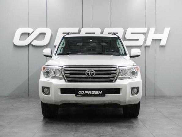 Toyota Land Cruiser 200 Series Рестайлинг 1 с пробегом 2015 года, цена 4 549 000 рублей, 247589 км, внедорожник, Автокод Объявления