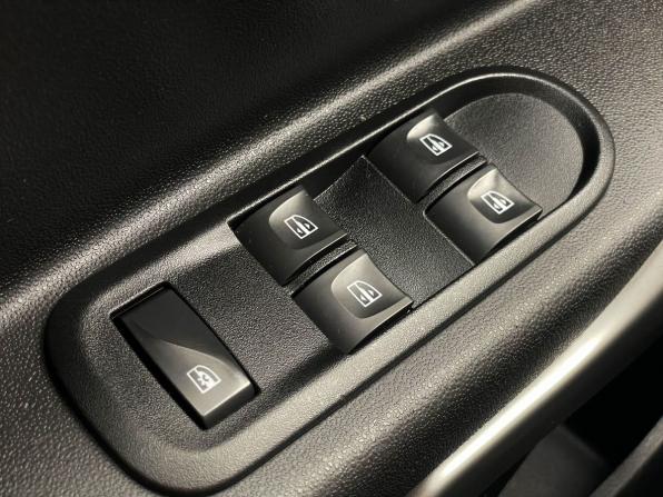 Lada (ВАЗ) XRAY I с пробегом 2018 года, цена 897 000 рублей, 106078 км, хэтчбек, Автокод Объявления