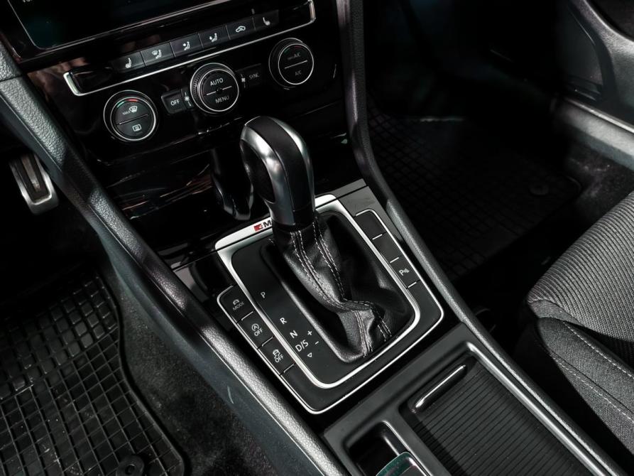 Volkswagen Golf R VII Рестайлинг Санкт-Петербург  - изображение 11