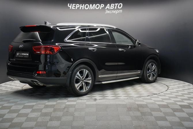 Kia Sorento III Prime Рестайлинг с пробегом 2018 года, цена 3 099 000 рублей, 164000 км, внедорожник, Автокод Объявления