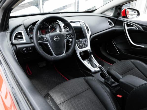 Opel Astra J Рестайлинг с пробегом 2013 года, цена 870 000 рублей, 188554 км, хэтчбек, Автокод Объявления