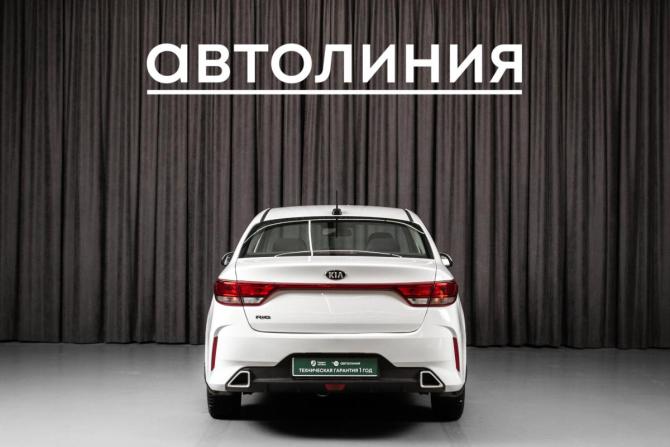Kia Rio IV Рестайлинг с пробегом 2020 года, цена 995 000 рублей, 145000 км, седан, Автокод Объявления