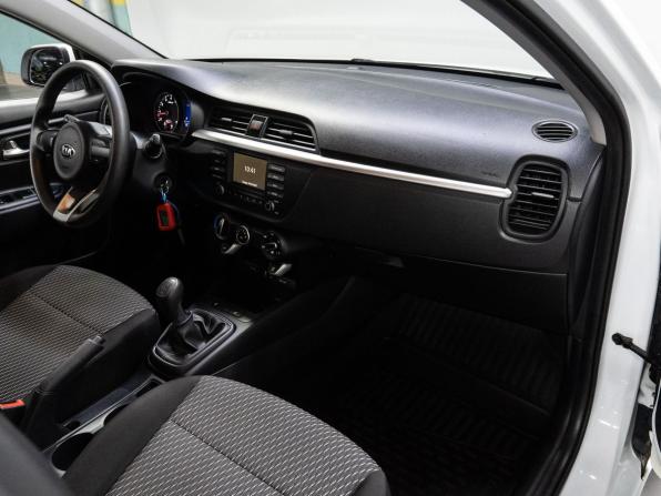 Kia Rio IV с пробегом 2019 года, цена 1 230 000 рублей, 70161 км, седан, Автокод Объявления