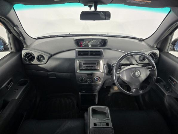 Toyota bB II с пробегом 2006 года, цена 479 000 рублей, 134000 км, компактвэн, Автокод Объявления