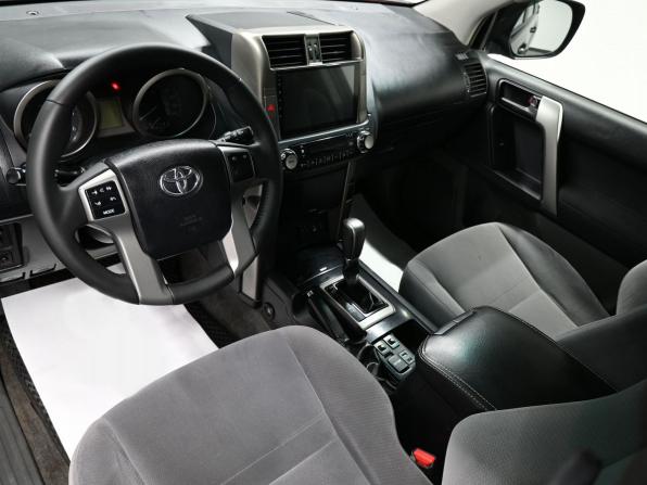 Toyota Land Cruiser Prado 150 Series с пробегом 2010 года, цена 2 685 000 рублей, 206342 км, внедорожник, Автокод Объявления