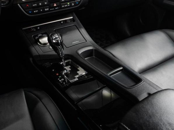 Lexus ES VI с пробегом 2013 года, цена 2 179 000 рублей, 120532 км, седан, Автокод Объявления