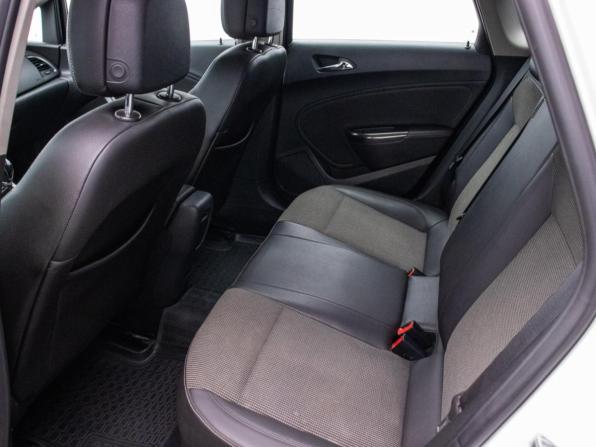 Opel Astra J с пробегом 2012 года, цена 505 000 рублей, 321854 км, хэтчбек, Автокод Объявления