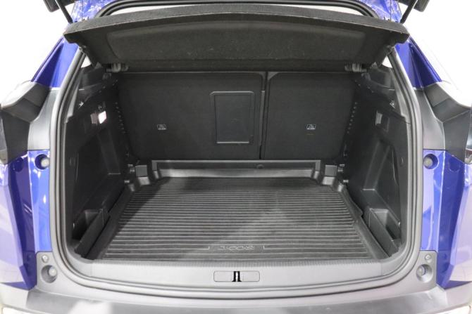 Peugeot 3008 II с пробегом 2017 года, цена 1 620 000 рублей, 76317 км, внедорожник, Автокод Объявления