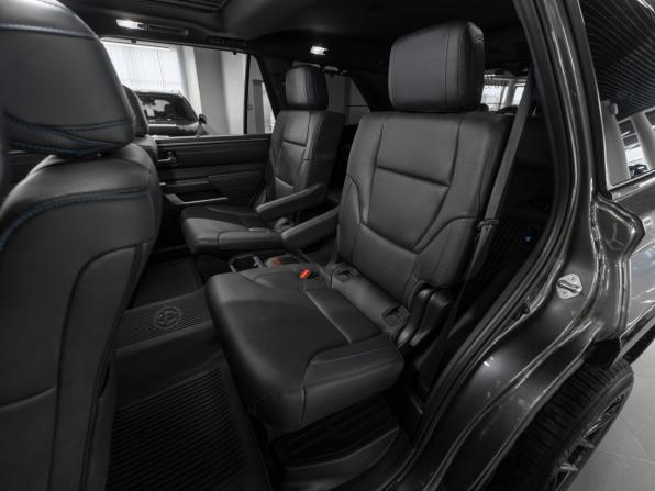 Toyota Sequoia III с пробегом 2024 года, цена 12 000 000 рублей, 34425 км, внедорожник, Автокод Объявления