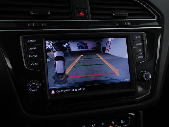 Volkswagen Tiguan II с пробегом 2017 года, цена 2 532 055 рублей, 105510 км, внедорожник, Автокод Объявления