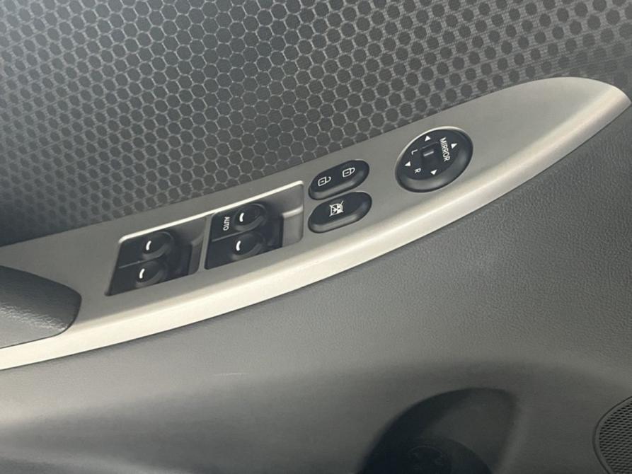 Hyundai Solaris I Рестайлинг Курск  - изображение 15