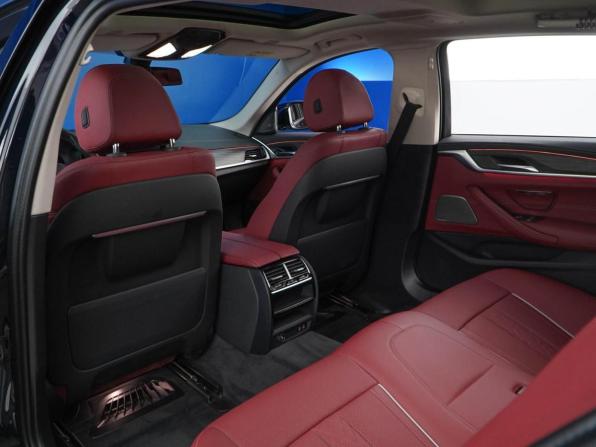 BMW 5 серии VII (G30/G31/G38) Рестайлинг с пробегом 2023 года, цена 4 449 977 рублей, 29650 км, седан, Автокод Объявления