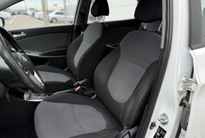 Hyundai Solaris I с пробегом 2014 года, цена 950 000 рублей, 68672 км, хэтчбек, Автокод Объявления