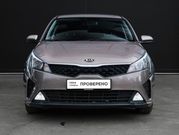 Kia Rio IV Рестайлинг с пробегом 2021 года, цена 1 700 000 рублей, 79858 км, седан, Автокод Объявления