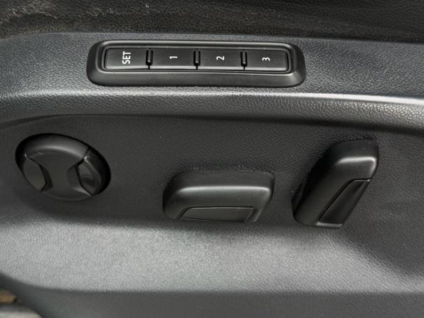 Volkswagen Tiguan II с пробегом 2018 года, цена 2 505 000 рублей, 106000 км, внедорожник, Автокод Объявления