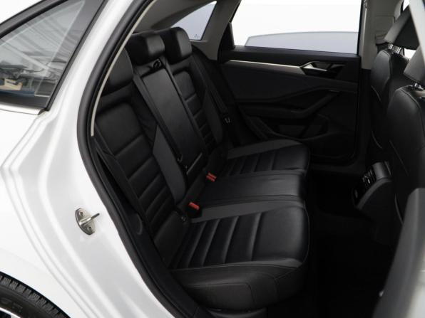 Volkswagen Sagitar III с пробегом 2021 года, цена 2 327 077 рублей, 36234 км, седан, Автокод Объявления