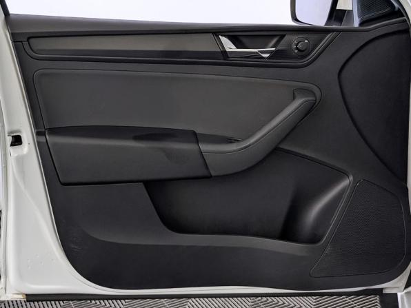 Skoda Rapid II с пробегом 2021 года, цена 1 130 000 рублей, 191626 км, лифтбек, Автокод Объявления