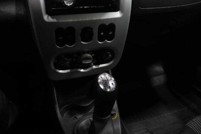 Renault Logan I Рестайлинг с пробегом 2010 года, цена 425 000 рублей, 198262 км, седан, Автокод Объявления