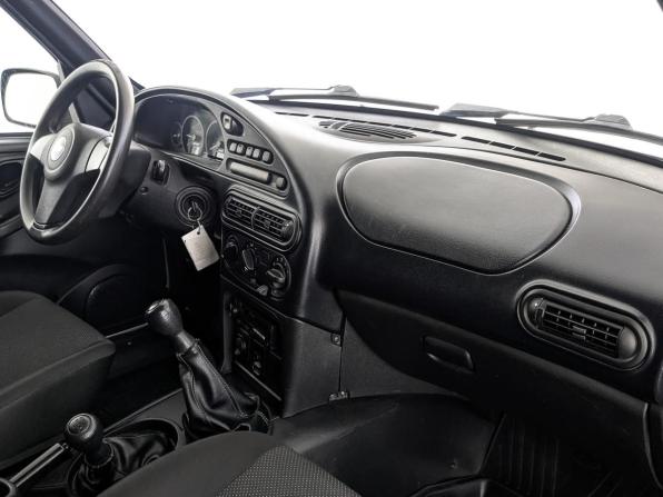 Chevrolet Niva I Рестайлинг с пробегом 2017 года, цена 745 000 рублей, 72838 км, внедорожник, Автокод Объявления