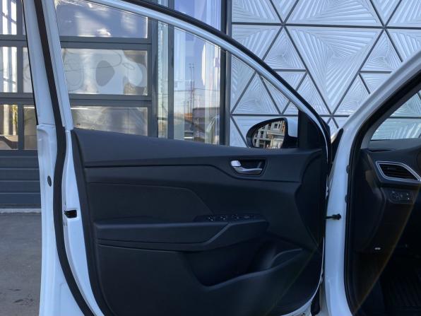 Hyundai Solaris II с пробегом 2019 года, цена 1 399 000 рублей, 85388 км, седан, Автокод Объявления
