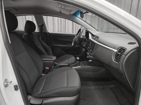 Kia Rio IV Рестайлинг с пробегом 2020 года, цена 995 000 рублей, 145000 км, седан, Автокод Объявления