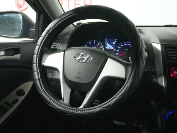 Hyundai Solaris I с пробегом 2011 года, цена 593 000 рублей, 220000 км, седан, Автокод Объявления
