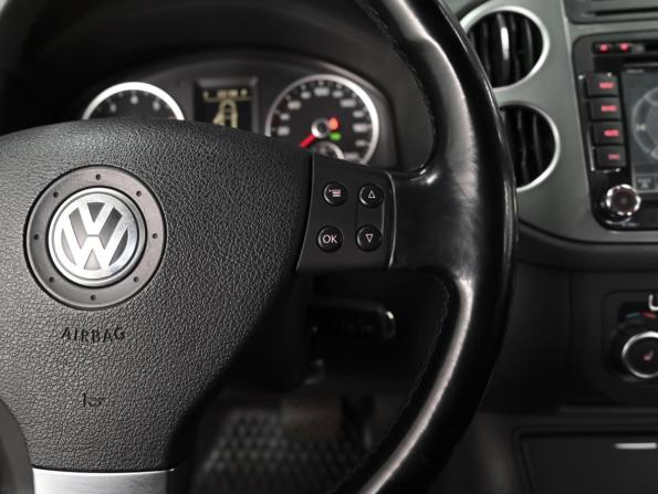 Volkswagen Tiguan I с пробегом 2010 года, цена 1 113 000 рублей, 251654 км, внедорожник, Автокод Объявления