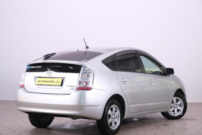 Toyota Prius II Рестайлинг (XW20) с пробегом 2008 года, цена 729 000 рублей, 321000 км, лифтбек, Автокод Объявления