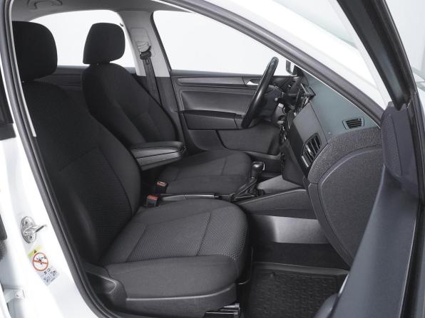Volkswagen Polo VI с пробегом 2022 года, цена 1 739 000 рублей, 87404 км, лифтбек, Автокод Объявления