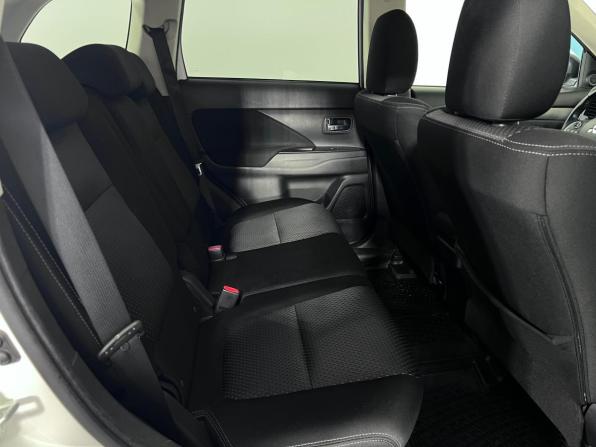 Mitsubishi Outlander III Рестайлинг 2 с пробегом 2018 года, цена 1 980 000 рублей, 120084 км, внедорожник, Автокод Объявления