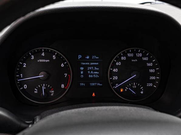Hyundai Solaris II с пробегом 2017 года, цена 1 350 000 рублей, 108714 км, седан, Автокод Объявления