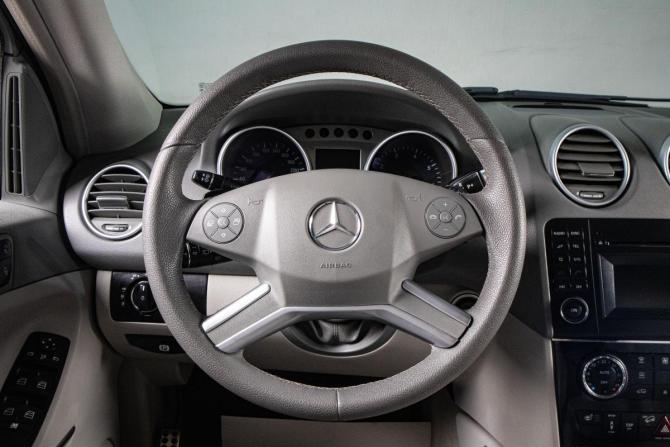 Mercedes-Benz M-Класс II (W164) Рестайлинг с пробегом 2009 года, цена 1 919 000 рублей, 249000 км, внедорожник, Автокод Объявления