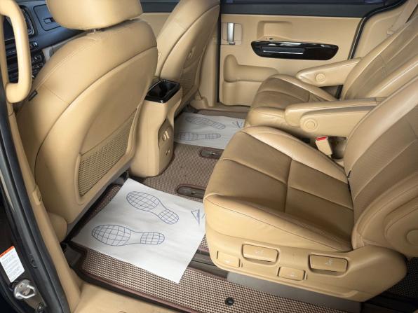 Kia Carnival III с пробегом 2018 года, цена 2 289 000 рублей, 151181 км, минивэн, Автокод Объявления