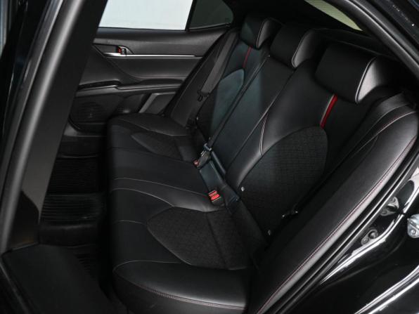 Toyota Camry VIII (XV70) Рестайлинг с пробегом 2021 года, цена 3 249 000 рублей, 151072 км, седан, Автокод Объявления