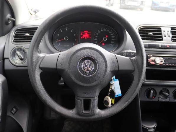 Volkswagen Polo V с пробегом 2012 года, цена 649 000 рублей, 204860 км, седан, Автокод Объявления