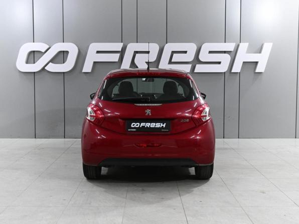 Peugeot 208 I с пробегом 2013 года, цена 799 000 рублей, 126338 км, хэтчбек, Автокод Объявления