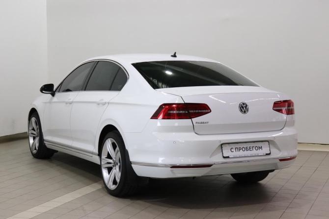 Volkswagen Passat B8 с пробегом 2019 года, цена 2 030 000 рублей, 138422 км, седан, Автокод Объявления