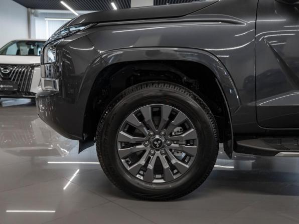 Mitsubishi L200 VI с пробегом 2025 года, цена 5 300 000 рублей, 50 км, пикап, Автокод Объявления