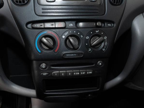 Toyota Yaris I с пробегом 2000 года, цена 234 000 рублей, 453000 км, хэтчбек, Автокод Объявления