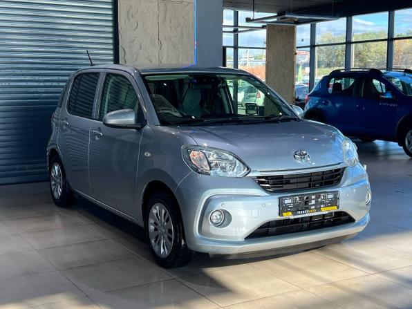 Toyota Passo III Рестайлинг с пробегом 2018 года, цена 945 000 рублей, 59800 км, хэтчбек, Автокод Объявления