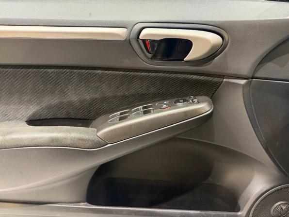 Honda Civic VIII Рестайлинг с пробегом 2011 года, цена 688 000 рублей, 295916 км, седан, Автокод Объявления