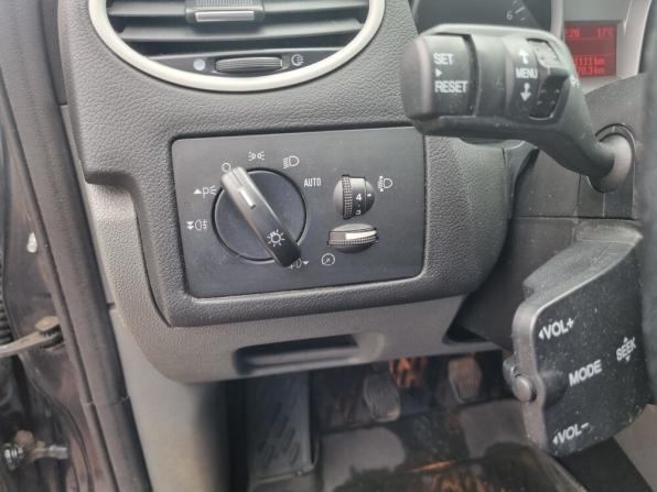 Ford Focus II Рестайлинг с пробегом 2011 года, цена 630 000 рублей, 91111 км, хэтчбек, Автокод Объявления