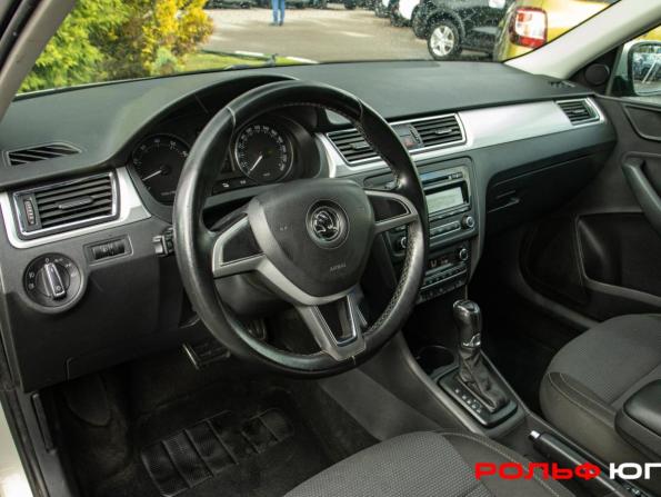 Skoda Rapid I с пробегом 2014 года, цена 798 000 рублей, 251082 км, лифтбек, Автокод Объявления