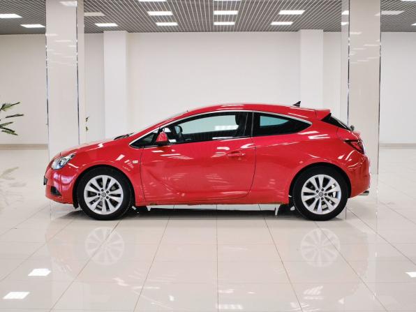Opel Astra J Рестайлинг с пробегом 2012 года, цена 835 000 рублей, 88245 км, хэтчбек, Автокод Объявления
