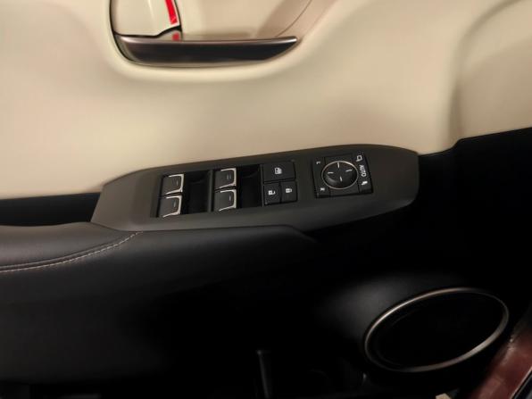 Lexus NX I Рестайлинг с пробегом 2020 года, цена 3 670 000 рублей, 104272 км, внедорожник, Автокод Объявления
