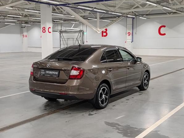 Skoda Rapid I Рестайлинг с пробегом 2017 года, цена 999 000 рублей, 175807 км, лифтбек, Автокод Объявления