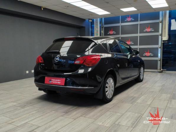 Opel Astra J Рестайлинг с пробегом 2014 года, цена 680 000 рублей, 124000 км, хэтчбек, Автокод Объявления